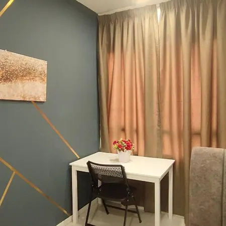 Hzb301-Selfcheck-In-Wi-Fi- Netflix- Parking- Pool-2 Bedroom- Klia, 7099 Sepang Exterior photo