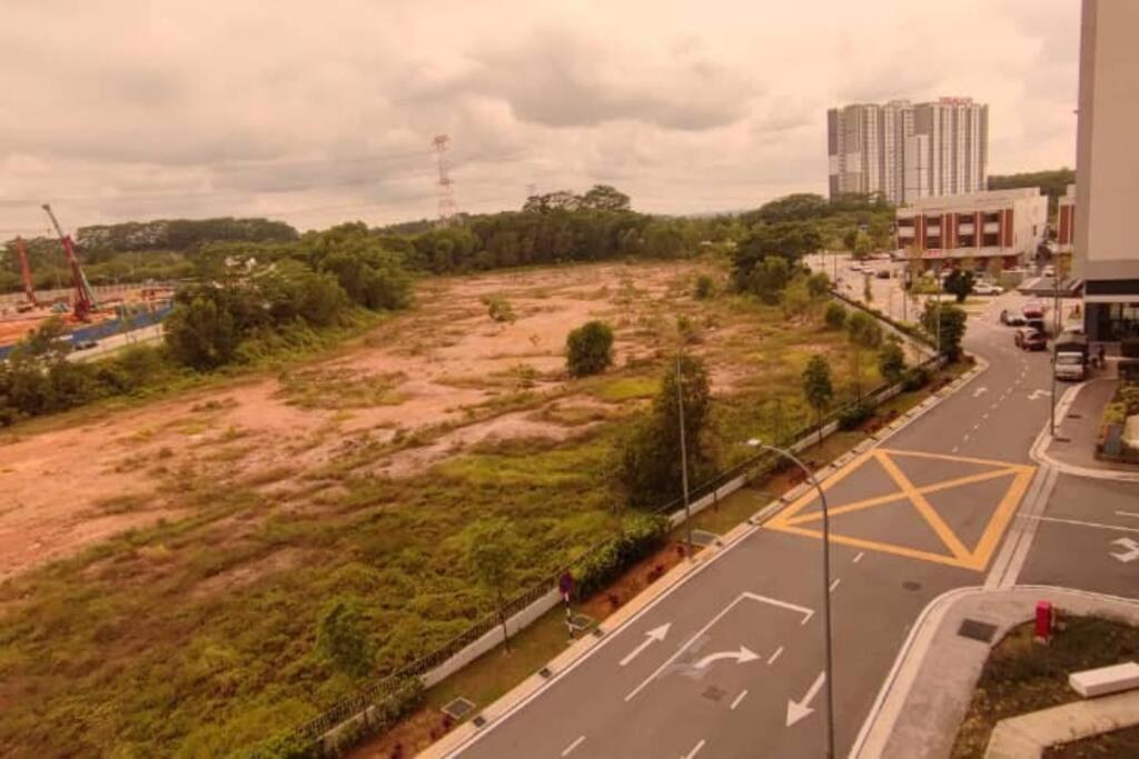 Hzb301-selfcheck-in-wi-fi- Netflix- Parking- Pool-2 Bedroom- Klia, 7099