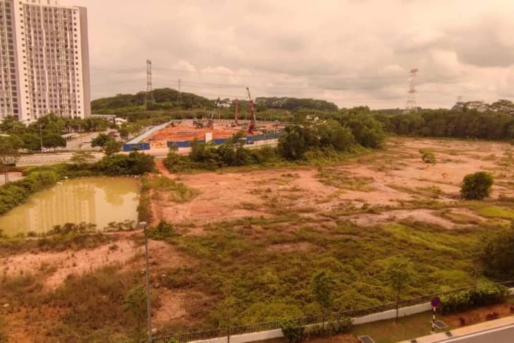 Hzb301-selfcheck-in-wi-fi- Netflix- Parking- Pool-2 Bedroom- Klia, 7099 * Sepang
